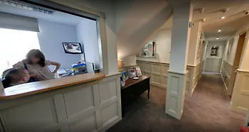 Mccafferty'S Guesthouse 일포드 호텔